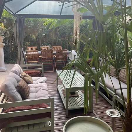 Appartement Avec Jardin De 30m2 Privatif Centre De